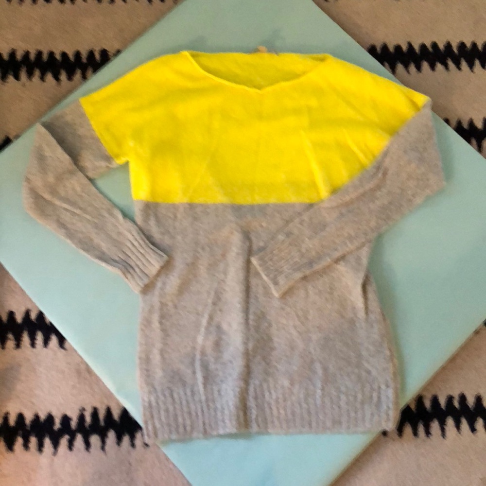 Yellow and Grey color block sweater!
